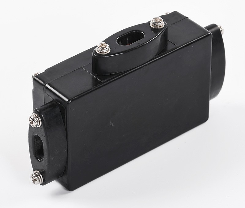 Caja de conexiones trifásica a prueba de explosiones para calefacción eléctrica BHT