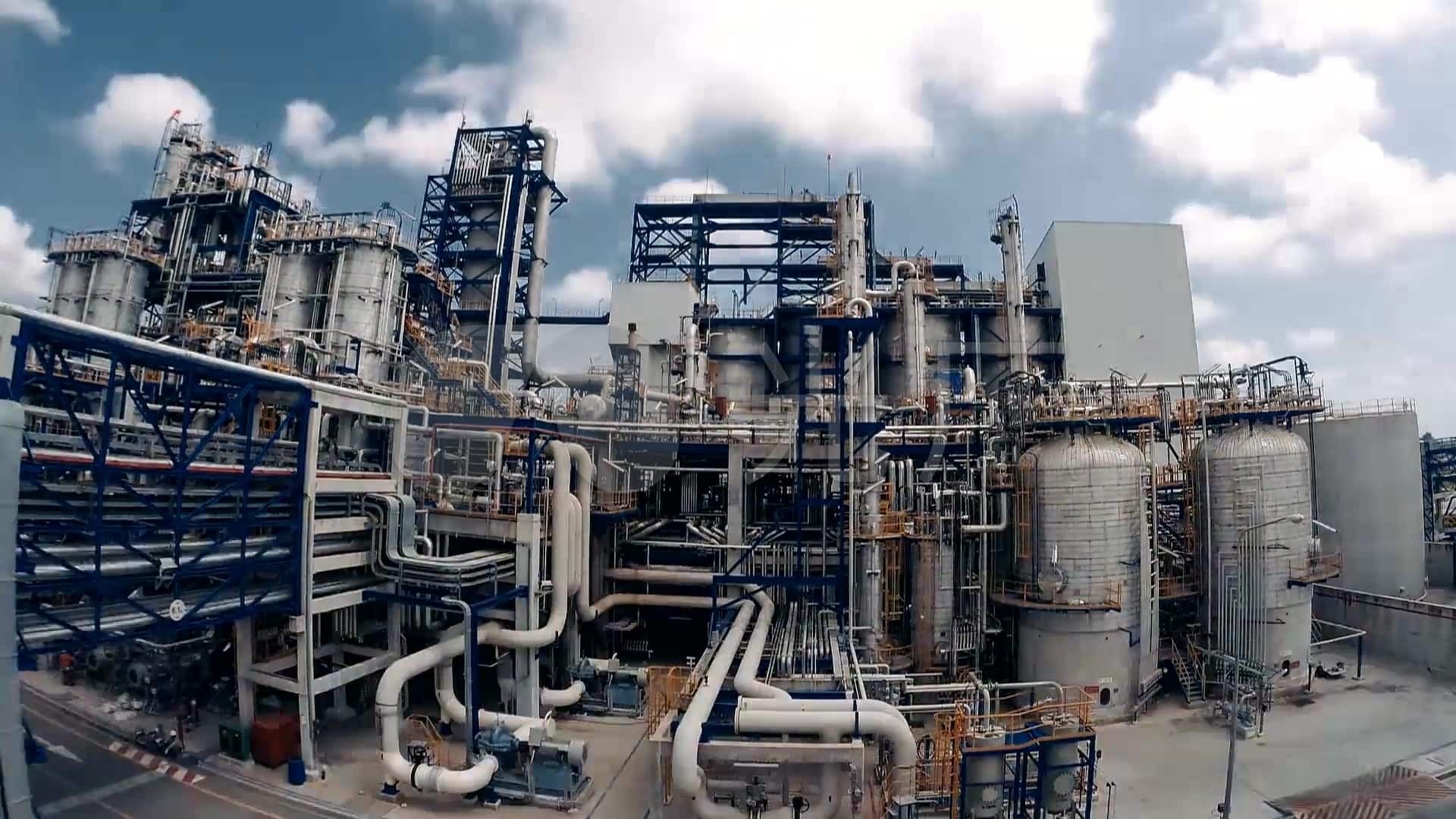 Anhui Huanrui ganó con éxito la licitación para el marco de calefacción eléctrica de potencia constante de Wanhua Chemical, lo que contribuye a la innovación y el desarrollo de la industria química.